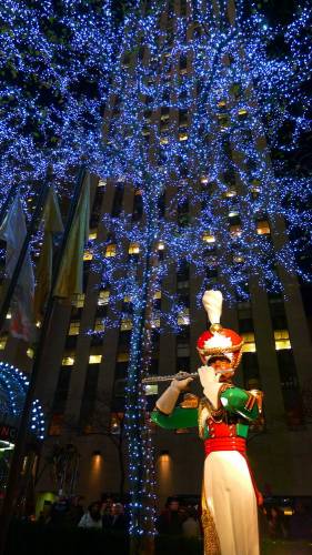 USA_2011-12-01 18-17-23